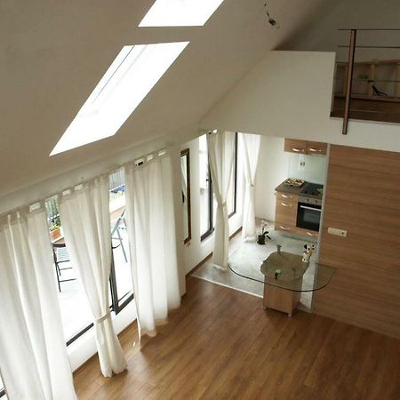 Great Located Architektural Penthouse Apartment 플로브디프 외부 사진